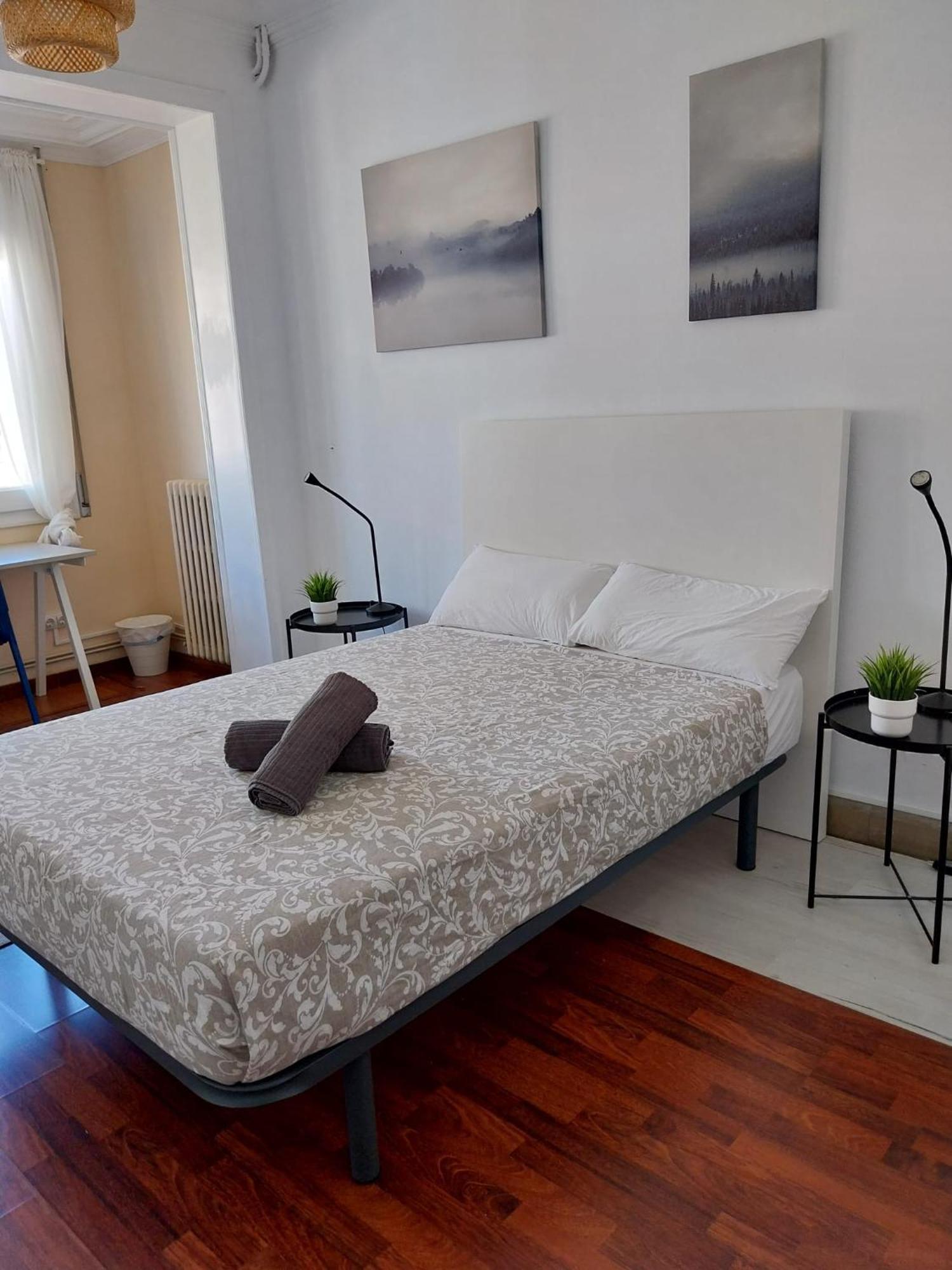 Eixample Bruc Private Rooms - Barcelona — Photos 3